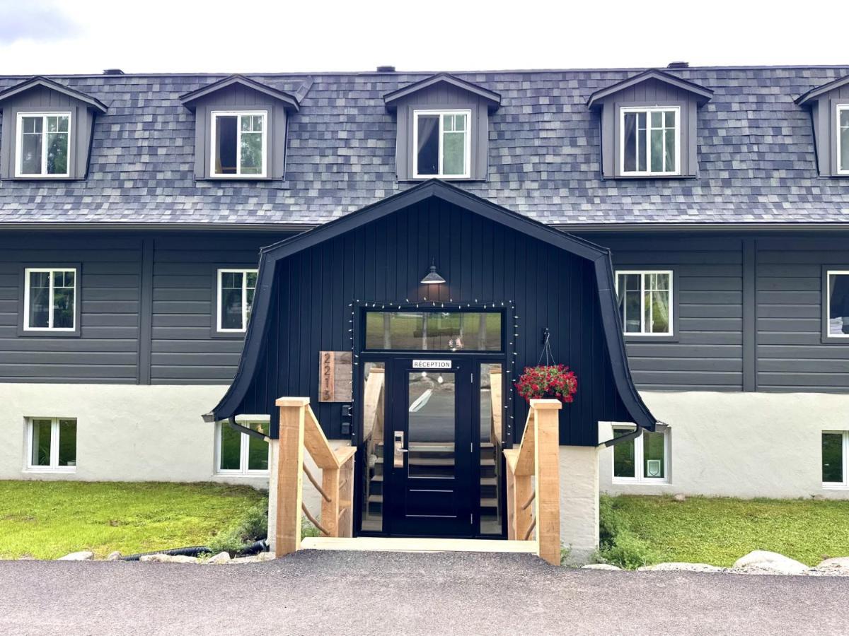 Auberge Manitonga Mont-Tremblant Exteriör bild