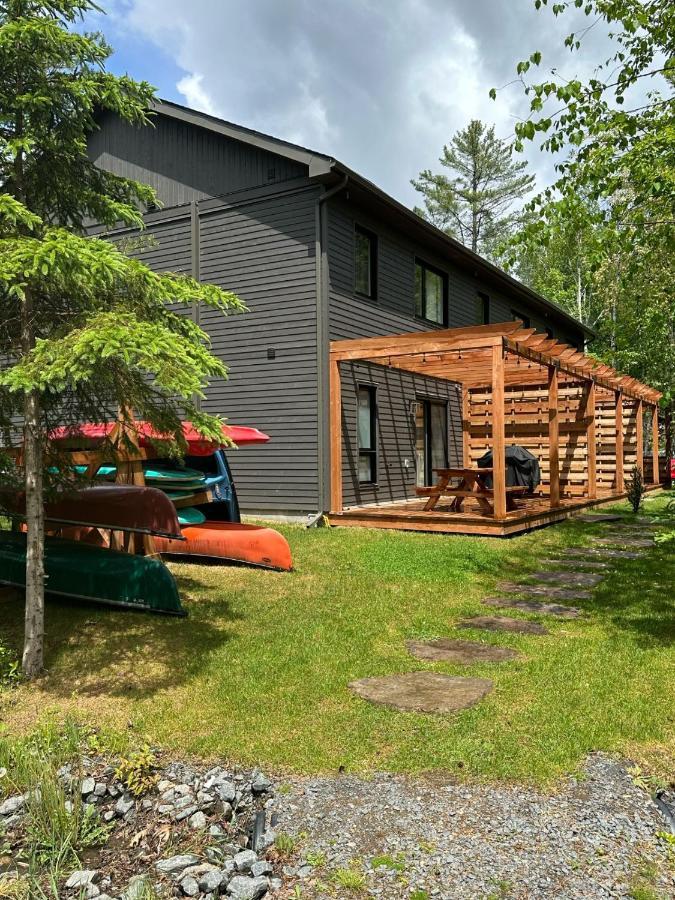 Auberge Manitonga Mont-Tremblant Exteriör bild
