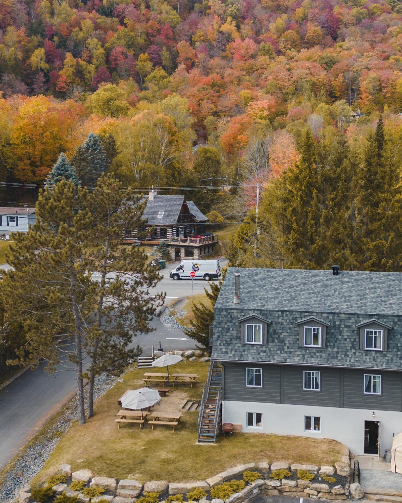 Auberge Manitonga Mont-Tremblant Exteriör bild