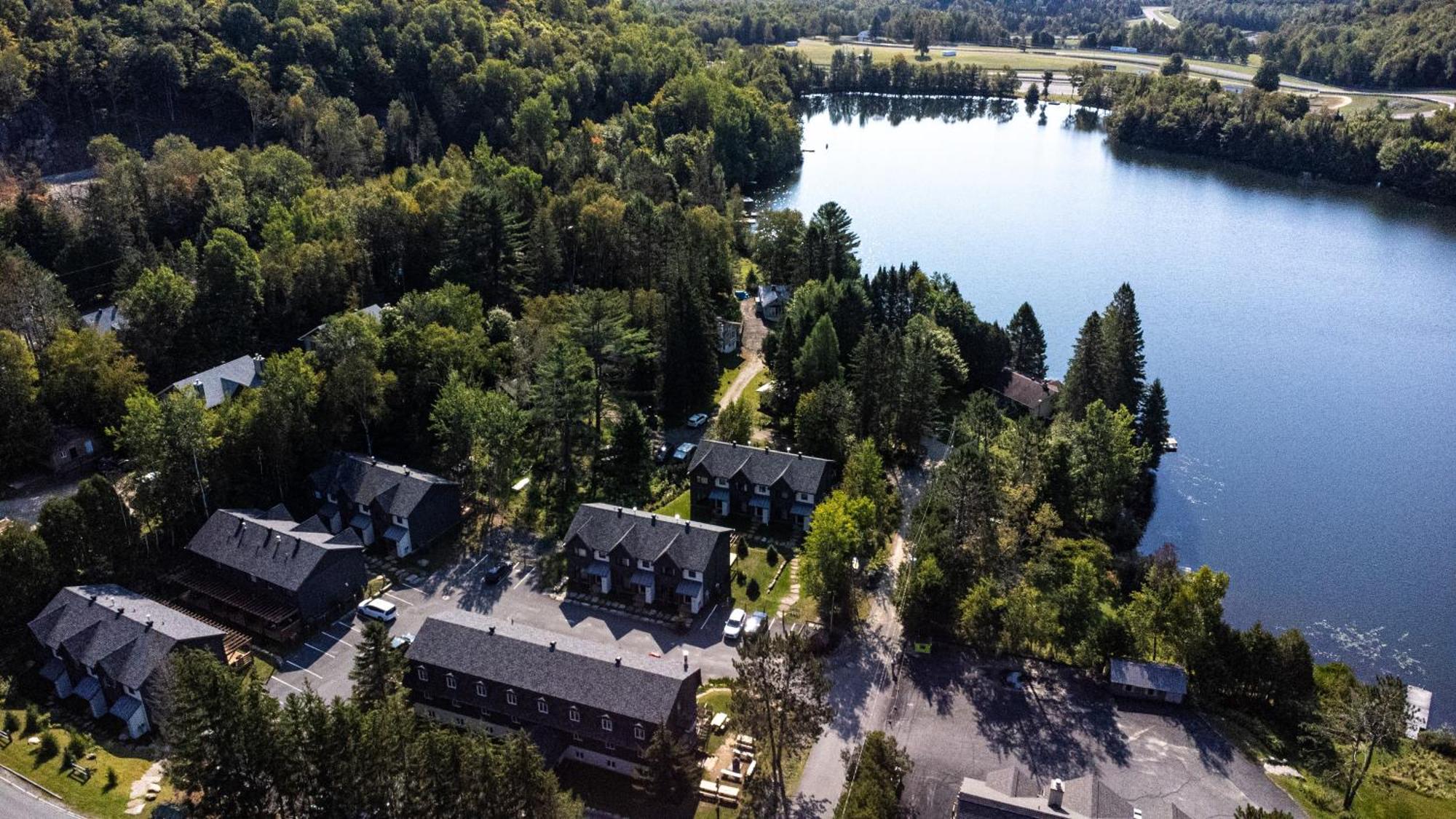 Auberge Manitonga Mont-Tremblant Exteriör bild