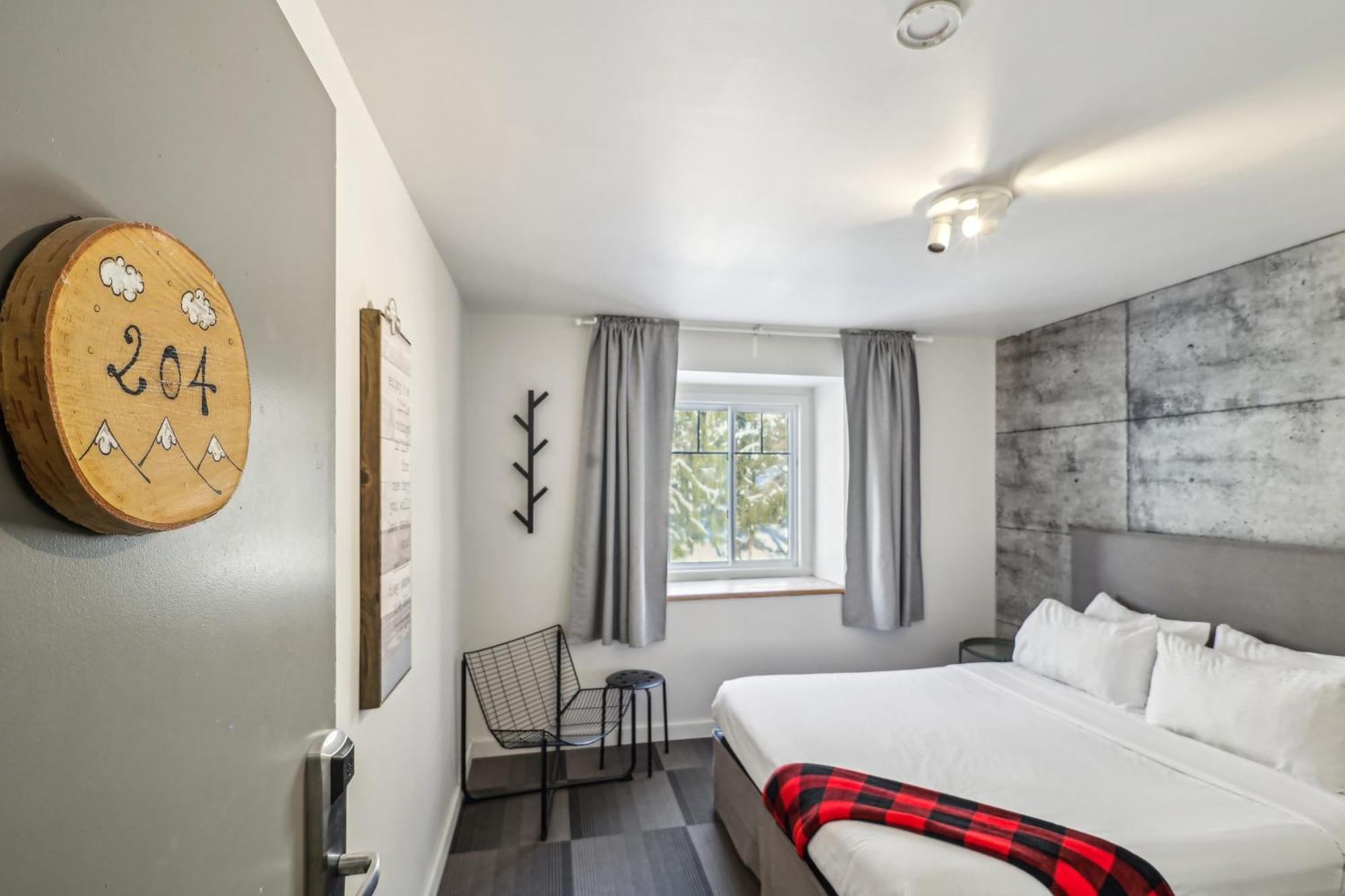 Auberge Manitonga Mont-Tremblant Exteriör bild