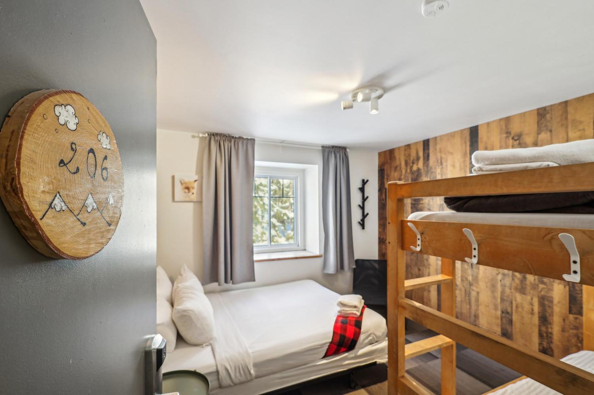 Auberge Manitonga Mont-Tremblant Exteriör bild